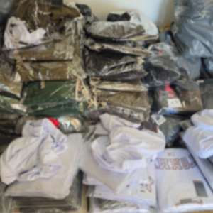 Polițiștii de frontieră giurgiuveni au confiscat produse contrafăcute în valoare de aproximativ 1,6 milioane lei