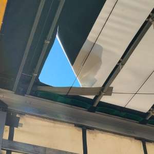 Trei cetățeni egipteni depistați ascunși într-un autocamion, încărcat cu role de aluminiu, la Calafat