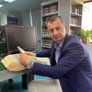 Am scris 24 de ani despre alții. Acum scriu despre mine.