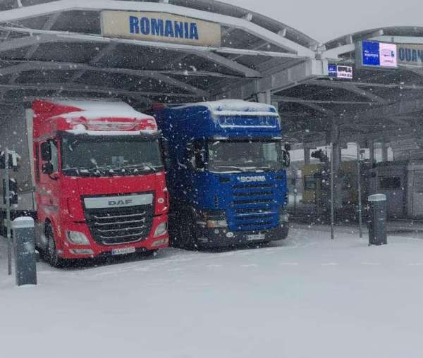 Intervenție rapidă a polițiștilor de frontieră după viscolul din Vaslui