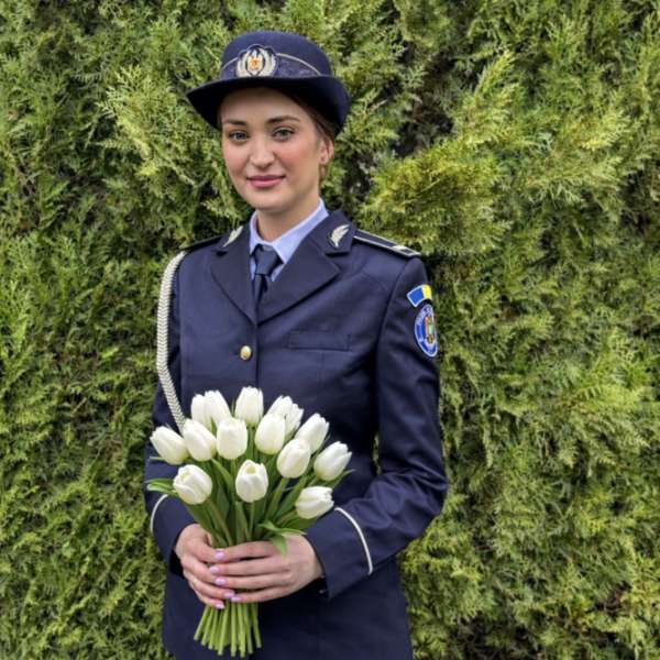 Curaj, demnitate și devotament - Agent de poliție Jarca Sonia