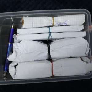 Percheziții domiciliare la Poienile de Sub Munte – cetățean român reținut pentru trafic de migranţi