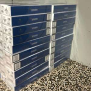 Aproximativ 80.000 de țigarete şi 20 kg de tutun, descoperite în bagajele a doi pasageri la Aeroportul Otopeni