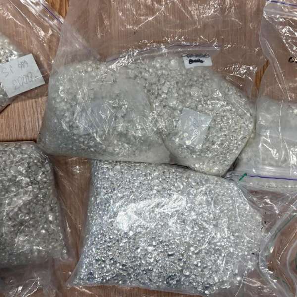 Argint &icirc;n valoare de peste 155.000 lei, descoperit &icirc;ntr-un microbuz la PTF Halmeu