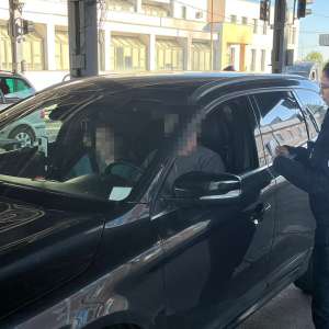 La volan, cu un permis nerecunoscut de legea română