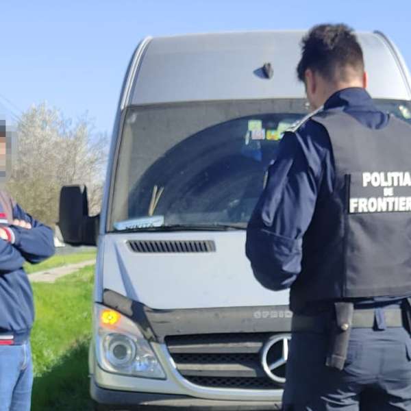 Aflat fără drept la volan, sancționat penal de polițiștii de frontieră hușeni