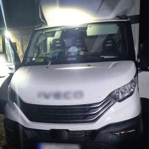 Un autoturism și două autoutilitare, în valoare de 500.000 de lei,  căutate de autorităţile olandeze și belgiene, depistate de polițiștii de frontieră