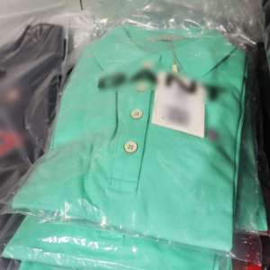 Sute de articole contrafăcute și 3.200 de țigarete, descoperite în bagajele a patru pasageri la Aeroportul Otopeni