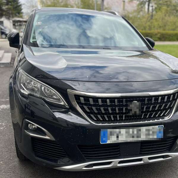Mașină căutată de autoritățile franceze, descoperită &icirc;n Suceava