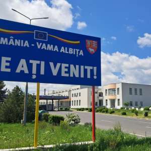 Depistat la volan, deşi avea dreptul de a conduce suspendat