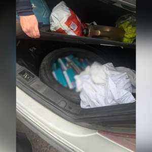 Acțiuni BLITZ: peste 100.000 de țigarete ascunse, unele pe corpul unui cetățean român, și bunuri susceptibile a fi contrafăcute scoase din circuitul ilegal de polițiștii de frontieră