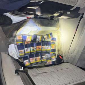 Acțiuni BLITZ: peste 100.000 de țigarete ascunse, unele pe corpul unui cetățean român, și bunuri susceptibile a fi contrafăcute scoase din circuitul ilegal de polițiștii de frontieră