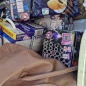 Polițiștii de frontieră gălățeni au descoperit și confiscat mai multe articole pirotehnice fără autorizație
