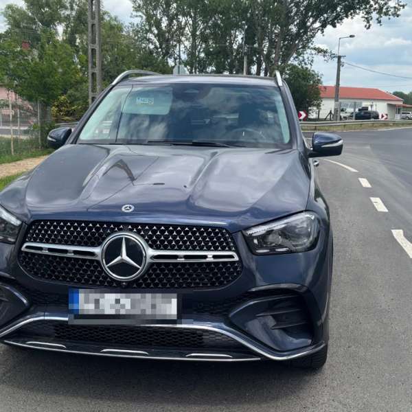 Două autoturisme căutate de autoritățile poloneze reținute în cooperare de polițiștii de frontieră sătmăreni și omologii maghiari