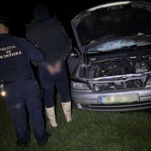 Braconieri surprinşi pe Dunăre cu ajutorul aparaturii de vedere nocturnă: plase de pescuit comercial și o ambarcațiune confiscate la Giurgiu