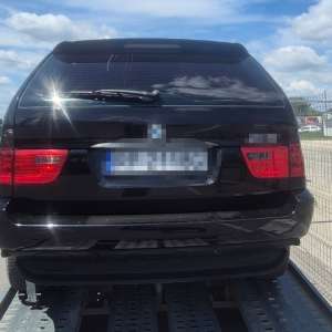 Autoturism căutat de autoritățile italiene, oprit la ieșirea din țară