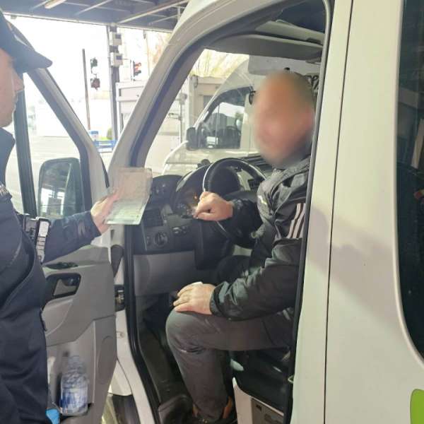Tânăr din Galați depistat la volanul unui autoturism fără drept de circulație în România