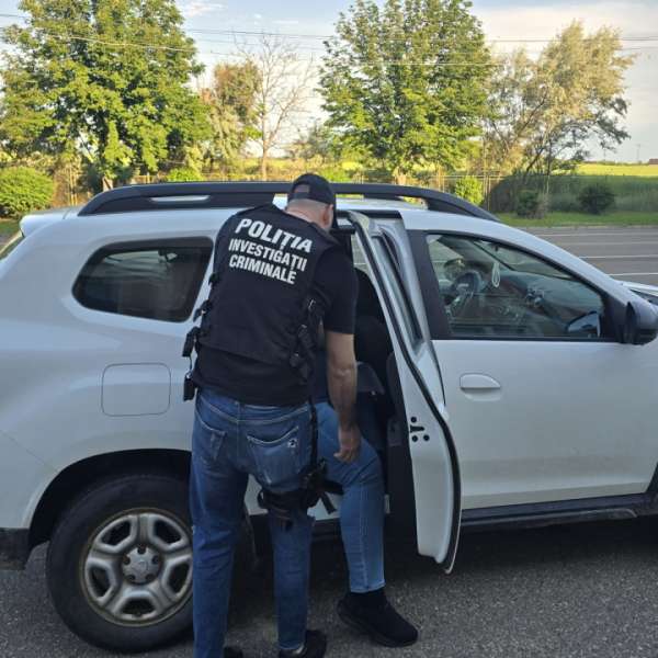 Condamnat, descoperit și reținut în PTF Albița