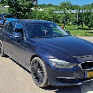Autoturism în valoare de 90.000 de lei, oprit la ieșirea din țară
