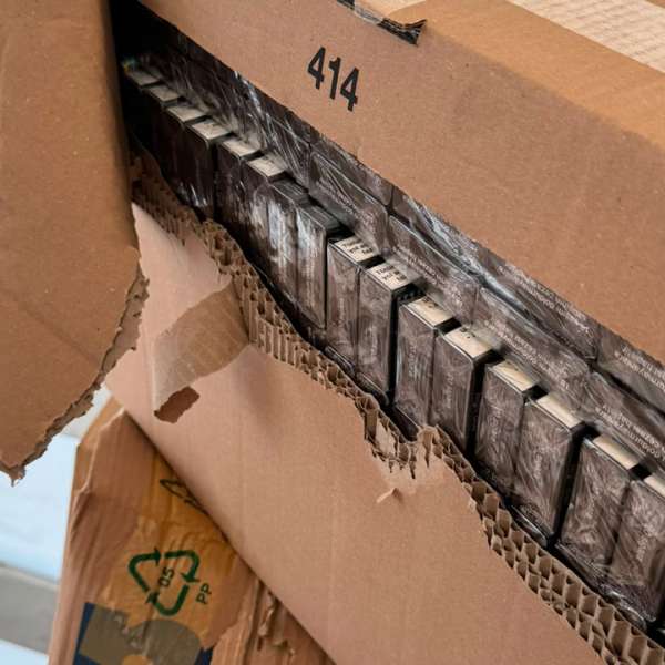 Acțiune BLITZ la Calafat: polițiștii de frontieră au descoperit într-un autocamion țigarete de contrabandă în valoare de peste 76.000 de lei