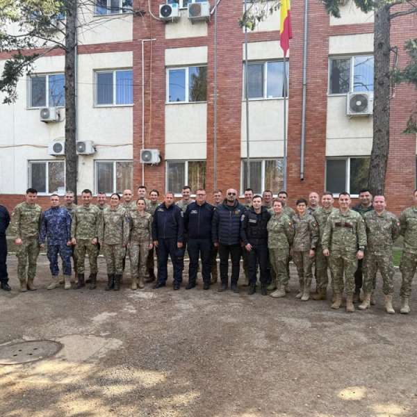 Vizită de documentare a ofițerilor cursanți ai Școlii de instruire pentru logistică &bdquo;General maior Constantin Constantiniu&rdquo; &icirc;n zona de responsabilitate a STPF Călărași