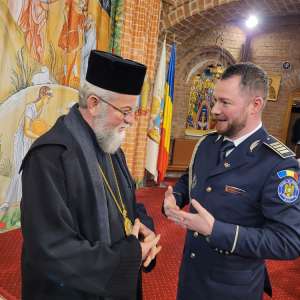 Polițistul de frontieră care unește disciplina legii cu libertatea artei