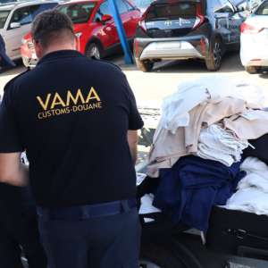 Peste 470 de produse susceptibile a fi contrafăcute, descoperite de polițiștii de frontieră în cadrul acțiunii „Joint Action Day Pirates 4”
