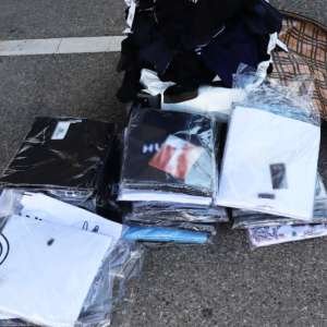 Peste 470 de produse susceptibile a fi contrafăcute, descoperite de polițiștii de frontieră în cadrul acțiunii „Joint Action Day Pirates 4”