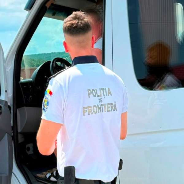 Permis de conducere ucrainean fals, descoperit de polițiștii de frontieră botoșăneni