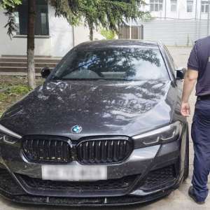 Autoturism în valoare de aproximativ 30.000 de euro furat din Marea Britanie și descoperit pe raza municipiul Galați