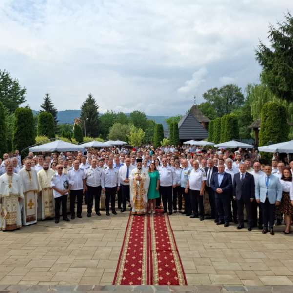 Credință, comuniune și recunoștință la hramul Bisericii &bdquo;Sf&acirc;ntul Voievod Ștefan cel Mare&rdquo; din cadrul ITPF Sighetu Marmației