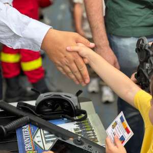 Polițiștii de frontieră arădeni au sărbătorit Ziua Copilului alături de cei mici