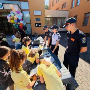„Ziua Porților Deschise” la Școala de Pregătire a Agenților Poliției de Frontieră „Avram Iancu” din Oradea, cu ocazia Zilei Internaționale a Copilului