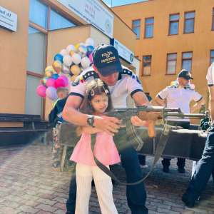 „Ziua Porților Deschise” la Școala de Pregătire a Agenților Poliției de Frontieră „Avram Iancu” din Oradea, cu ocazia Zilei Internaționale a Copilului