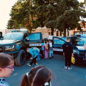 „Ziua Porților Deschise” la Școala de Pregătire a Agenților Poliției de Frontieră „Avram Iancu” din Oradea, cu ocazia Zilei Internaționale a Copilului