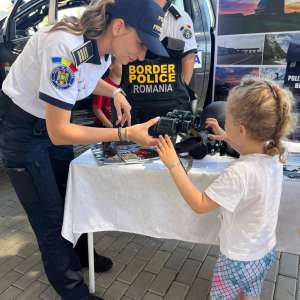 Polițiștii de frontieră din cadrul ITPF Timișoara, mai aproape de comunitate prin evenimente dedicate copiilor și familiilor