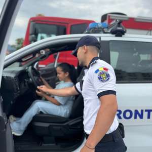 Polițiștii de frontieră din cadrul ITPF Timișoara, mai aproape de comunitate prin evenimente dedicate copiilor și familiilor