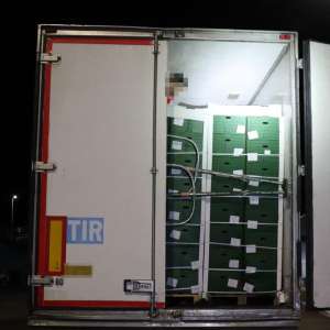 Polițiștii de frontieră au descoperit un cetățean turc ascuns într-un transport de pepeni