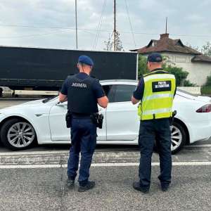 Două dosare penale și amenzi în valoare de peste 12.300 de lei în timpul acțiunilor polițiștilor de frontieră sătmăreni