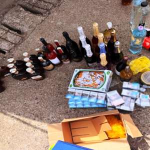 Bunuri în valoare de aproximativ 6.000 de lei, descoperite de polițiștii de frontieră din cadrul Sectorului Poliţiei de Frontieră Răducăneni