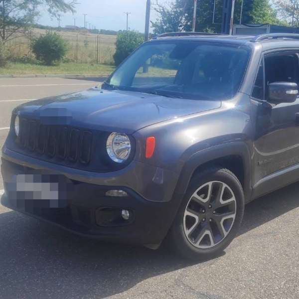 Autoturism în valoare de 10.000 de euro, furat din Franța, indisponibilizat de polițiștii de frontieră la Albița