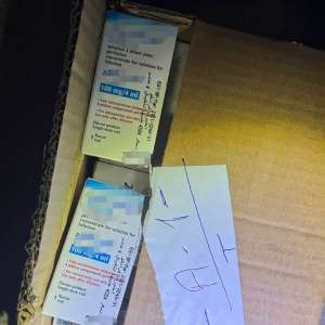 Aproximativ 9.000 de produse medicamentoase susceptibile a fi contrafăcute, descoperite de polițiștii de frontieră din Giurgiu