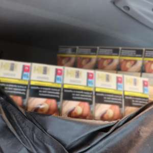 Peste 1.000 de produse susceptibile a fi contrafăcute și 43.000 de țigarete cu timbru bulgăresc, descoperite de polițiștii de frontieră în cadrul unei acțiuni BLITZ
