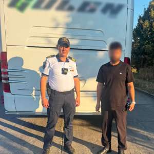 Acțiuni de tip BLITZ - Șase persoane fără documente valabile de călătorie depistate de polițiștii de frontieră la Giurgiu și Calafat