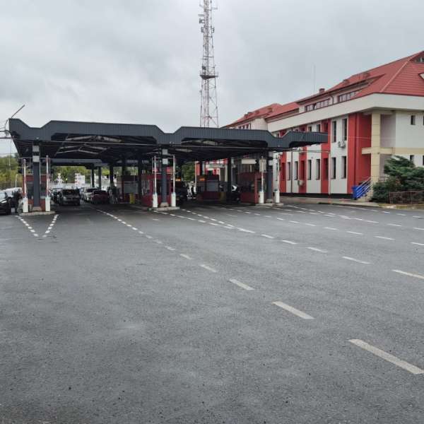 Conducerea Inspectoratului Teritorial al Poliţiei de Frontieră Iaşi a luat măsuri pentru fluidizarea traficului de călători la nivelul frontierei de est