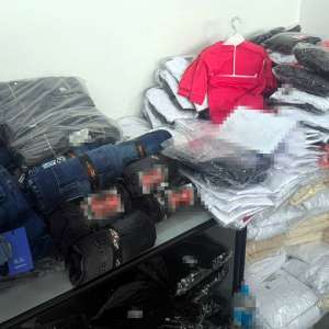 Acțiuni de tip BLITZ: produse susceptibile a fi contrafăcute, în valoare de peste 860.000 de lei, indisponibilizate de polițiștii de frontieră giurgiuveni