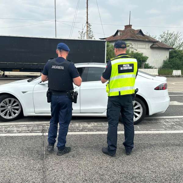 Echipe mixte de control la frontiera din Satu Mare: Acțiuni comune ale polițiștilor de frontieră, structurilor MAI și partenerilor maghiari