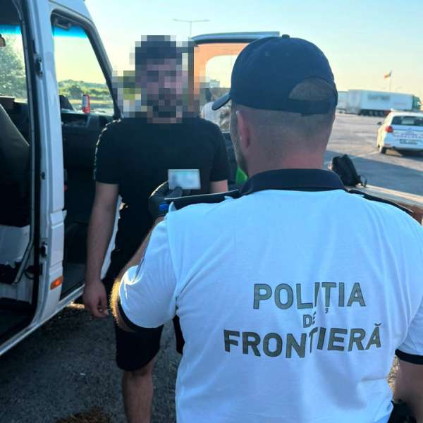 Acțiuni BLITZ ale polițiștilor de frontieră: douăzeci de infracțiuni la regimul circulației, descoperite &icirc;n luna august 2026