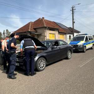 Autoturism căutat de autoritățile din Germania, indisponibilizat de polițiștii de frontieră din Negrești