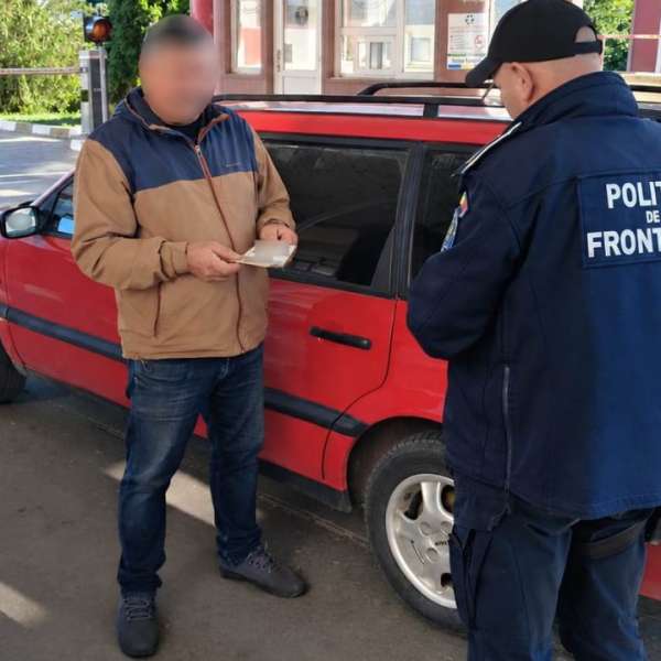 A pornit la drum cu o autoutilitară radiată din circulație